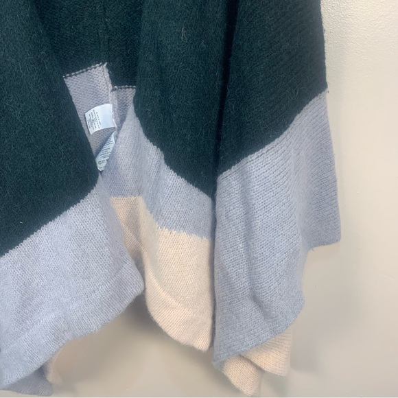 ELK Alpaca Wool Blend Color Block Poncho Sweater - Picture 6 of 16